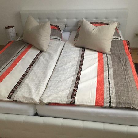 Ferienwohnung Am Schmidtstedter Knoten Erfurt Exteriör bild