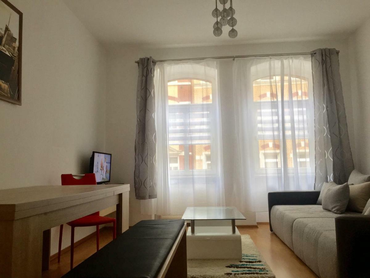 Ferienwohnung Am Schmidtstedter Knoten Erfurt Exteriör bild